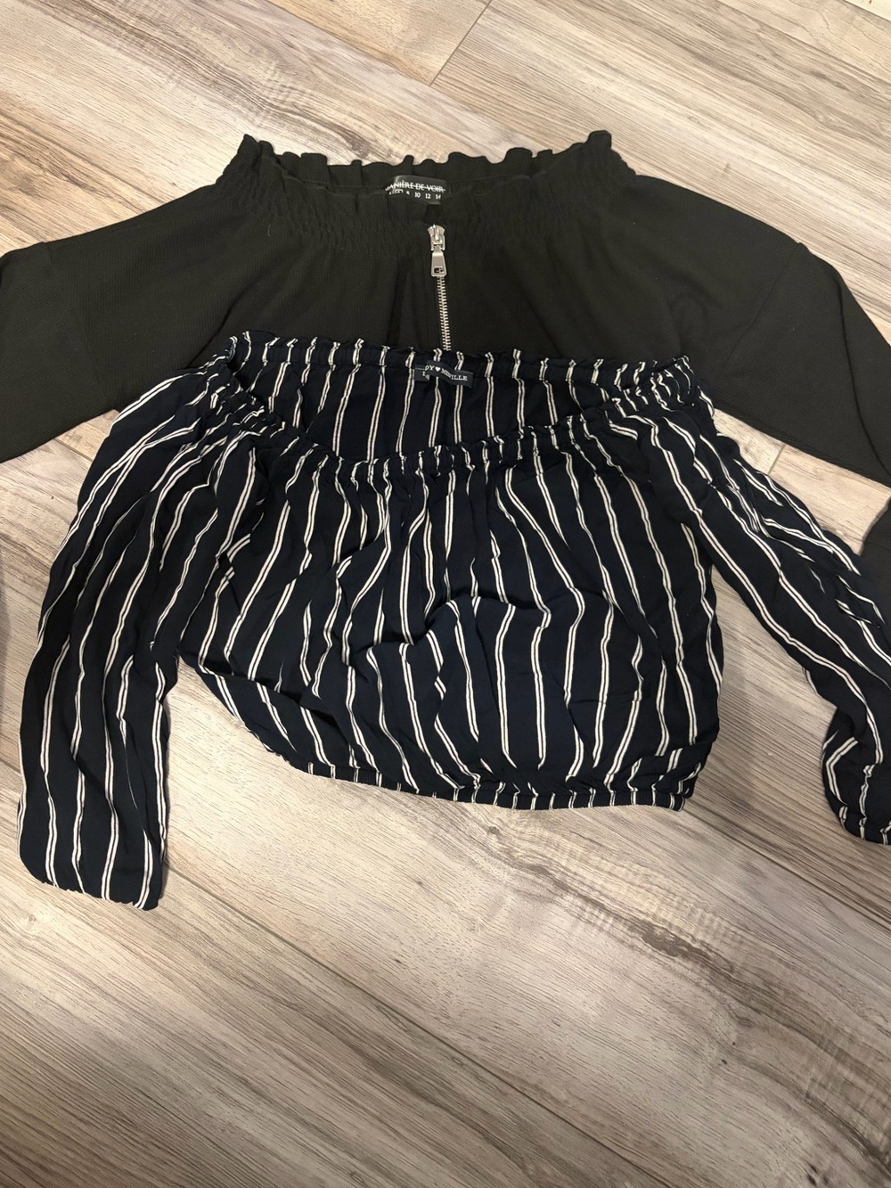 Brandy Melville Black and Navy Striped Off-Shoulder Crop Top